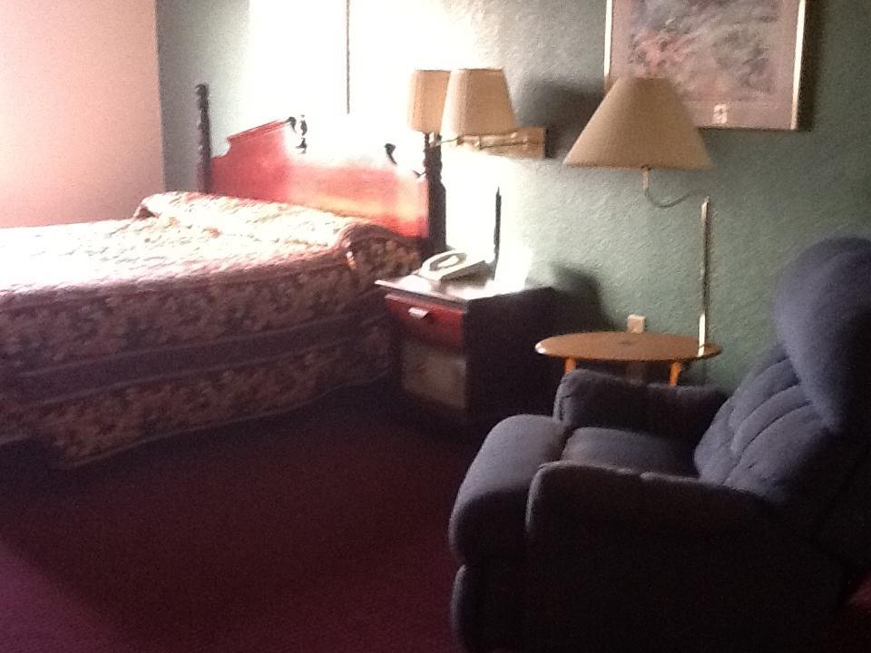 Motel Super 8 By Wyndham Kennett Exterior foto