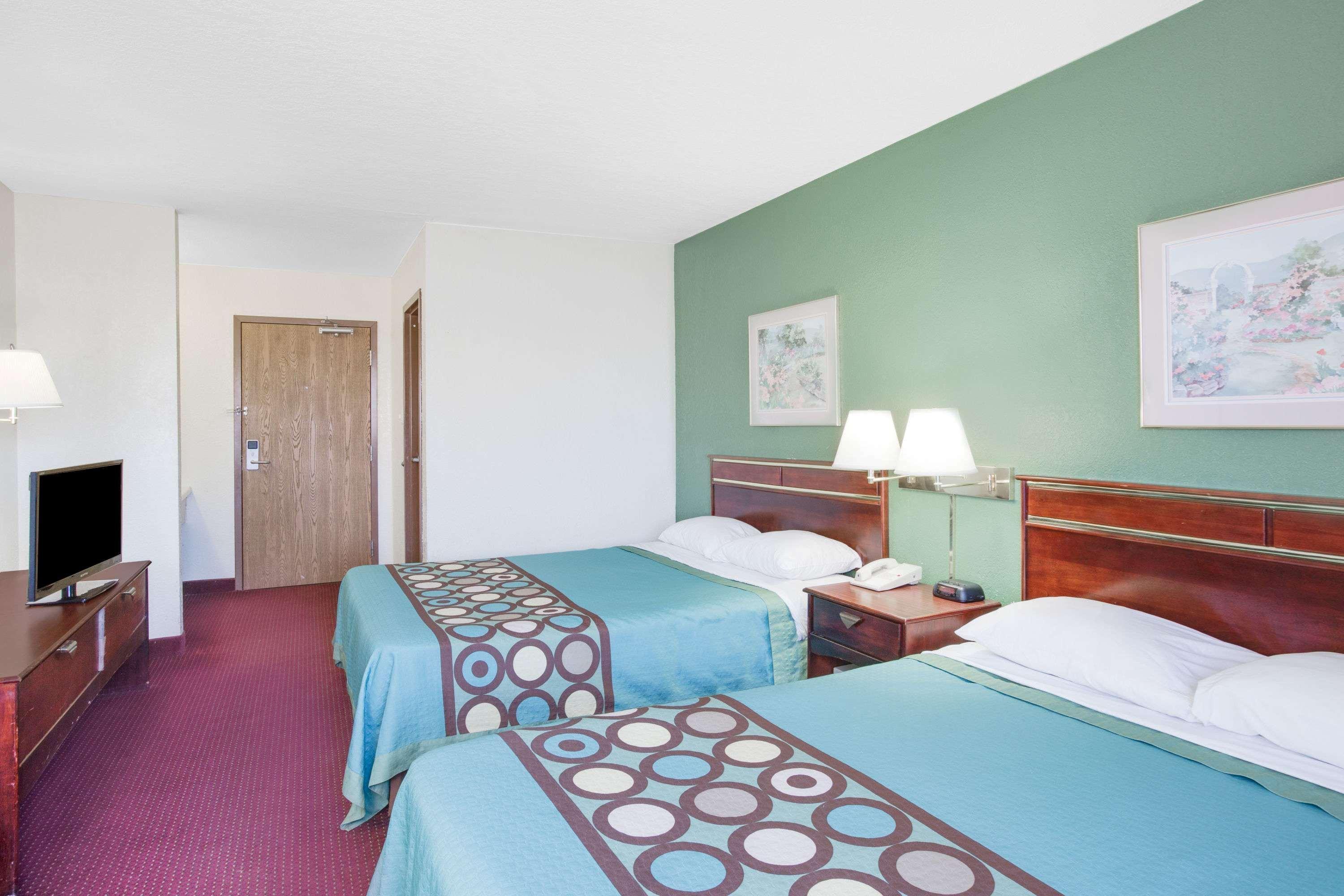 Motel Super 8 By Wyndham Kennett Exterior foto